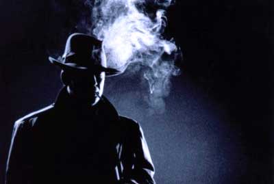 detective-smoking