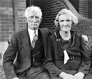 elderly couple Old Age Honors Us